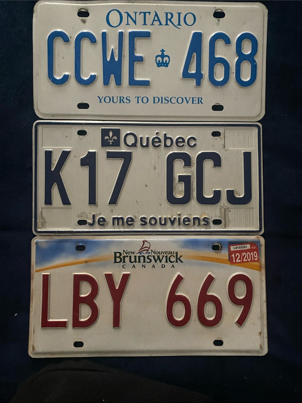 ONTARIO QUEBEC NEW BRUNSWICK CANADA - LICENSE PLATE LOT OF 3